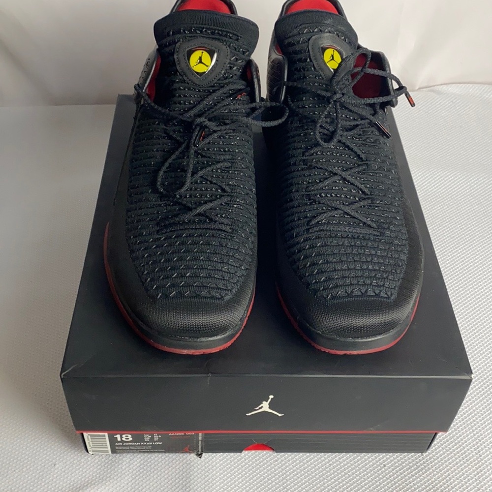 NWT Nike Air Jordan Pro Classic 32 Low Last Shot SIZE 18  Black/Red Sports
